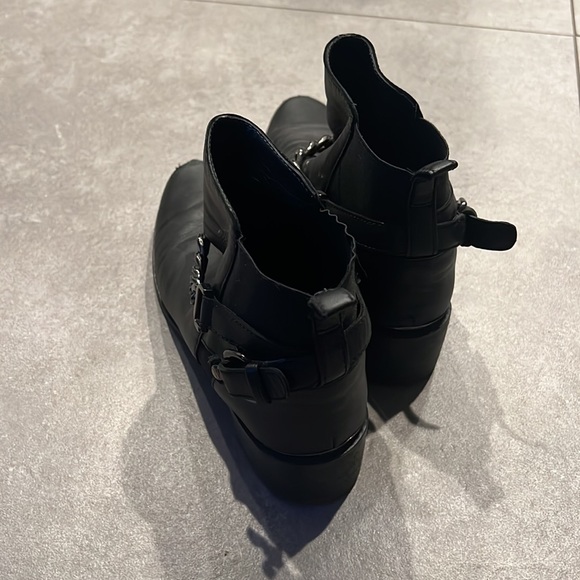 Stuart weitzman booties - Picture 2 of 3